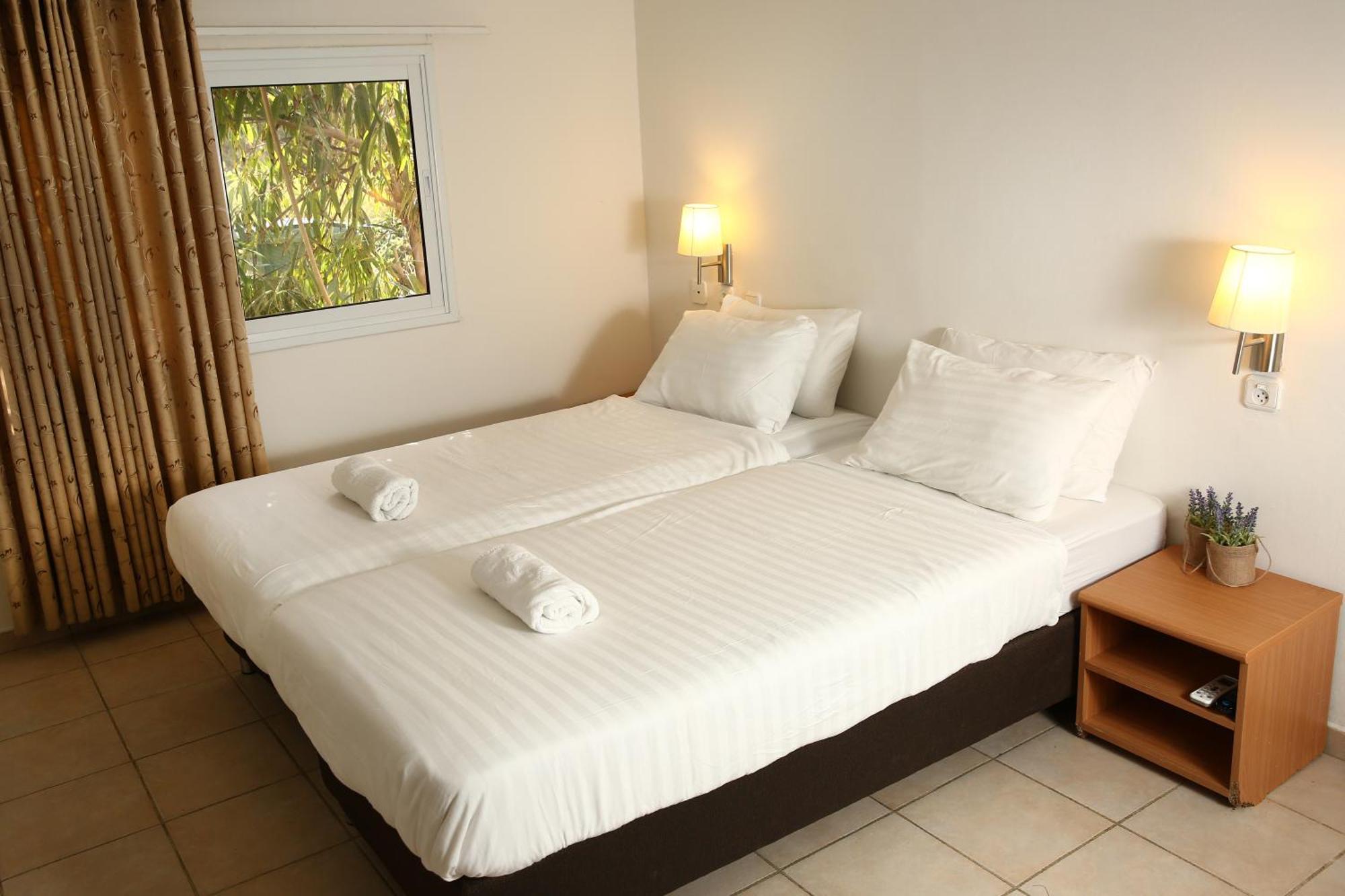 Eilot Kibbutz Country Lodging Ejlat Pokoj fotografie